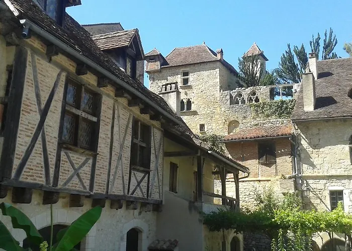 Charme Et Jardin Cœur St Cirq - Maison d'hôtes