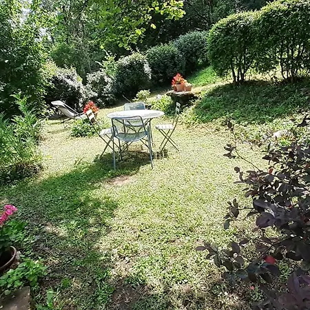- Charme, Jardin Et Vue Imprenable En Plein Coeur De St-cirq