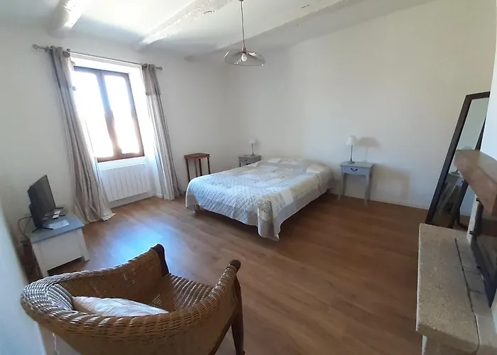 - Charme, Jardin Et Vue Imprenable En Plein Coeur De St-cirq ゲストハウス サン・シルク・ラポピー